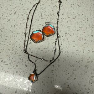 Silver Tone-Kendra Scott irredentist Jewelry Set silver tone